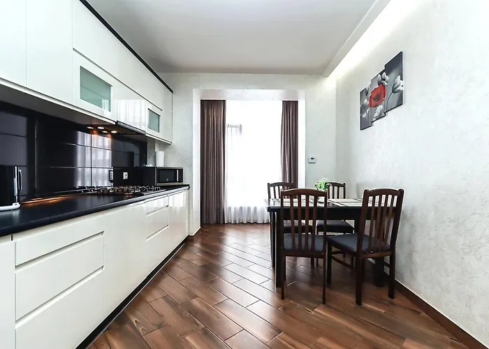 Cozy Apartment On Belvedere